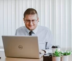 Why Choose Online English Classes?? 13 Why Choose Online English Classes??