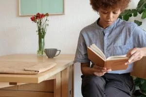 Reading Helps You To Improve Your English 10 Reading Helps You To Improve Your English